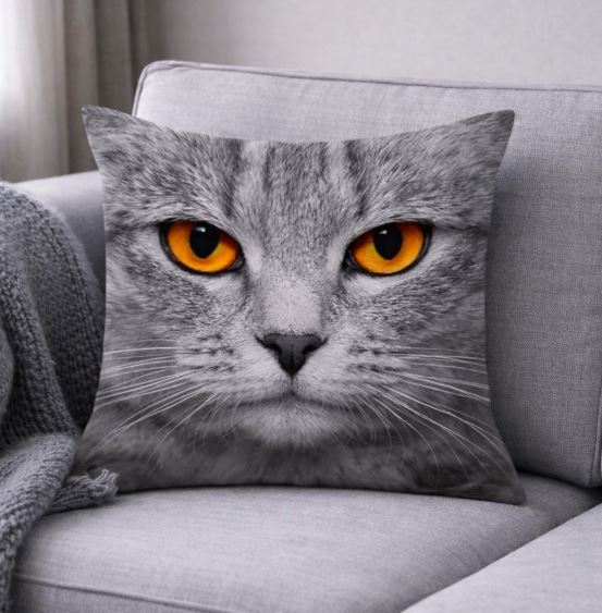 Kussenhoes kattenkop close-up print 45x45 cm | Kussenhoezenwinkel